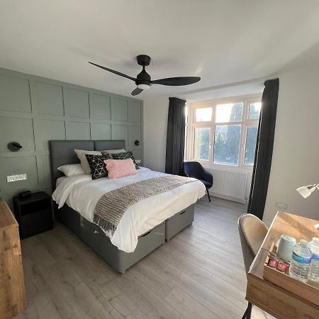 United Home B&B Salford  Luaran gambar