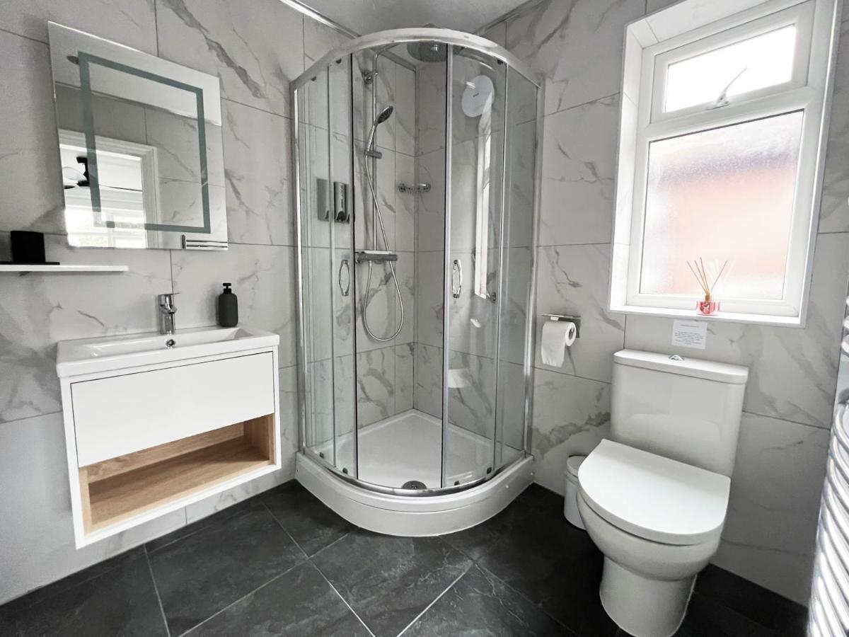United Home B&B Salford  Luaran gambar