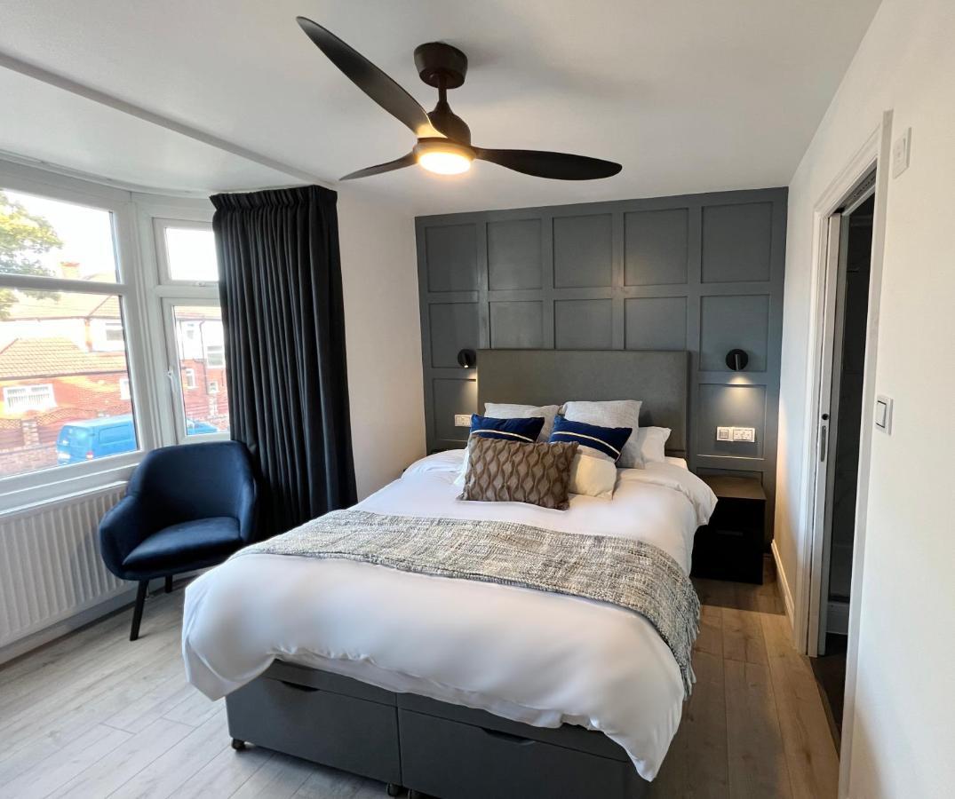 United Home B&B Salford  Luaran gambar