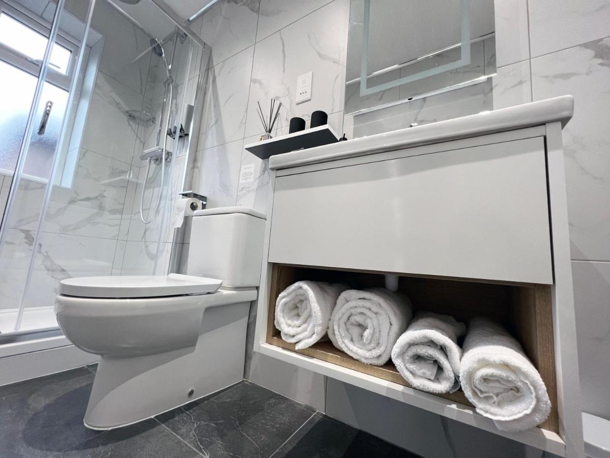 United Home B&B Salford  Luaran gambar