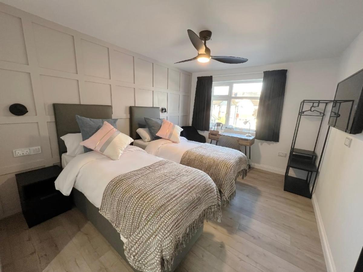 United Home B&B Salford  Luaran gambar